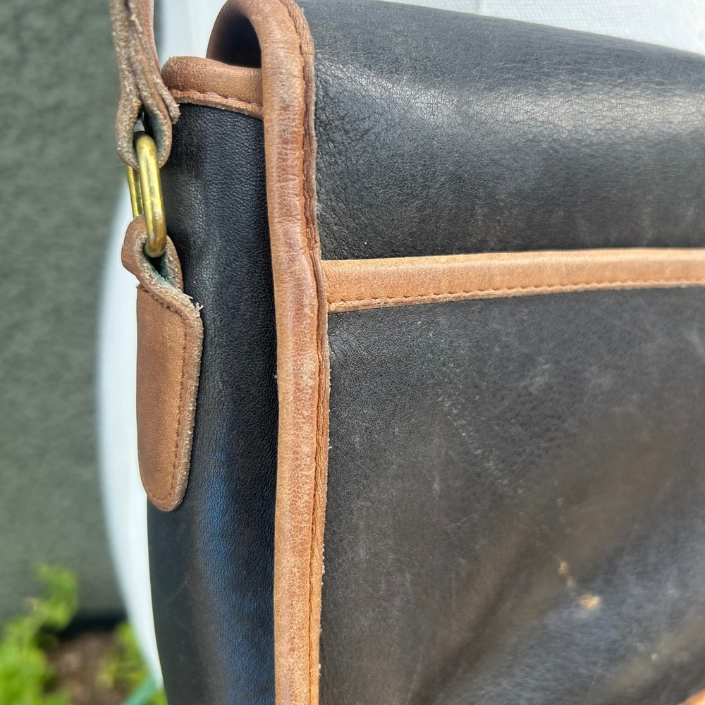 Vintage 80s 90s Coach Leather Crossbody Bag Black Tan Messenger - Picture 7 of 10